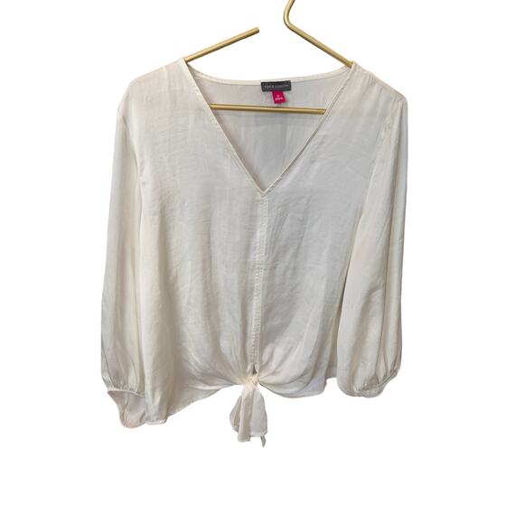 Vince Camuto Ivory Blouson Sleeve, V‑Neck, Tie Hem Top, NWT, Sz M ✨ - Picture 3 of 8